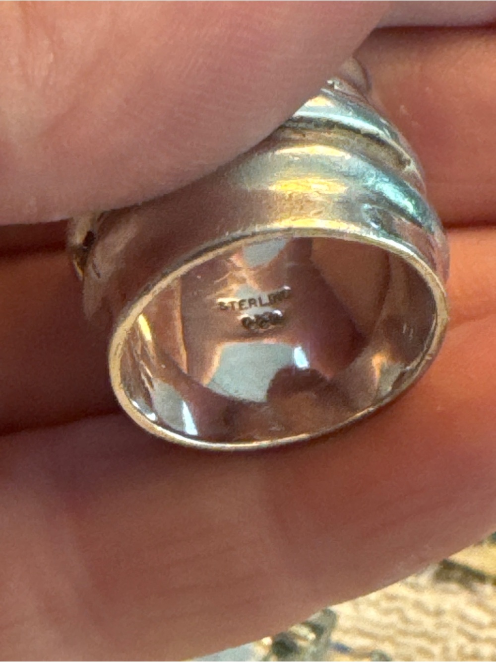 Estate modernist Sterling Silver Wide Band Ring - Picture 5 of 6